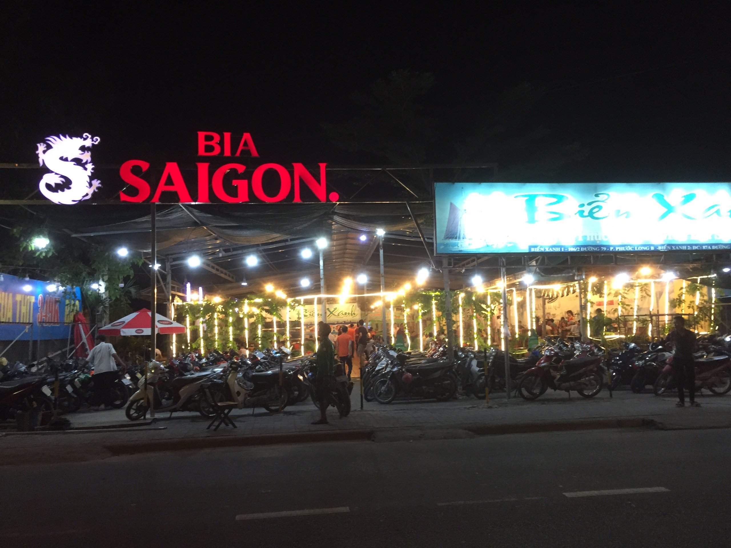 Làm biển hiệu bia Sài Gòn Alu Đèn Led chiếu sáng chất lượng cao