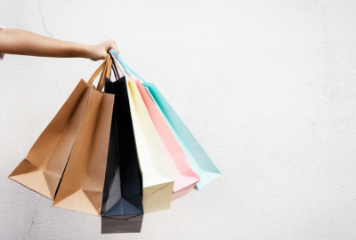 Túi giấy đựng quà: Lựa chọn số một để ghi điểm với khách hàng